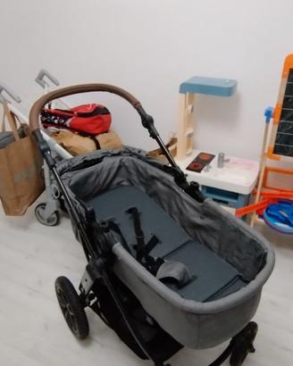 Passeggino Trio KinderKraft modello Moov