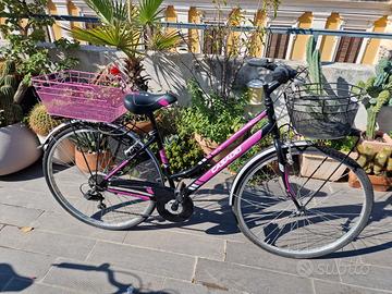 Bicicletta Donna Casadei e accessori