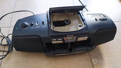 radioregistratore con lettore CD della Sony 