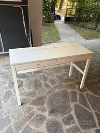Scrivania Ikea