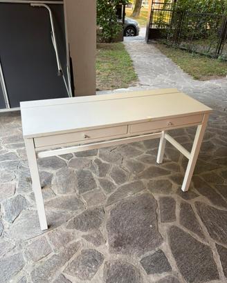 Scrivania Ikea