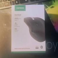 UGREEN Mouse Wireless Verticale 2.4G Ergonomico