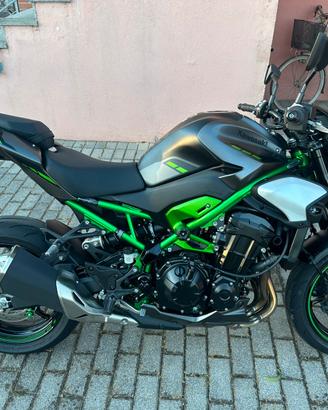 Kawasaki Z900 2025 125cv