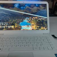 HP Stream 14 – Intel Celeron – 4GB RAM – Windows