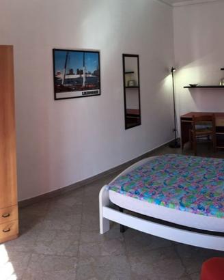 Camere per Studenti - Via Orsini Ducas 270/mese