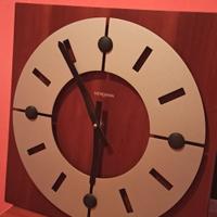 orologio a parete in legno, meridiana leggi tutto 