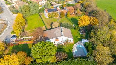 VILLA SINGOLA A PESCANTINA