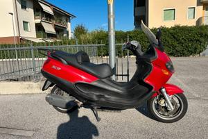 Piaggio X9 Amalfi 180 cc.  4 tempi 4 valvole 20 cv