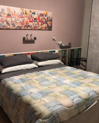 Struttura letto mattimoniale + materassi