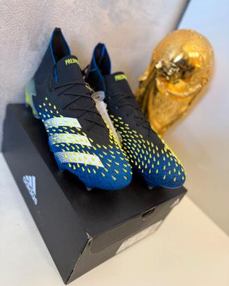 Scarpe calcio - Adidas Predator Freak SG