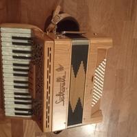 Fisarmonica 72 bassi (Saltarella)