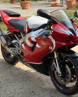 Yamaha r1 1999