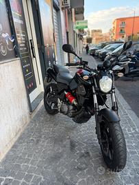 YAMAHA MT-03