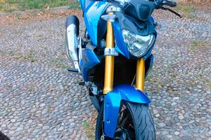 BMW 310 r