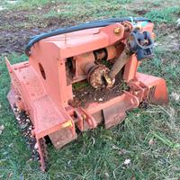 Macina pietre a picchi 20 cm profondità 