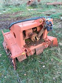 Macina pietre a picchi 20 cm profondità 