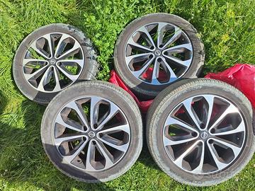 4 Cerchi in Lega 18" Originali Nissan Qashqai 2012