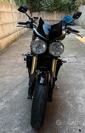 Triumph speed triple 1050