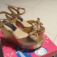 Sandalo zeppa num 36