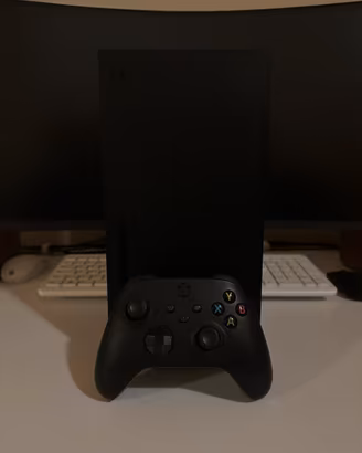 Xbox Series X 1TB + 2 giochi