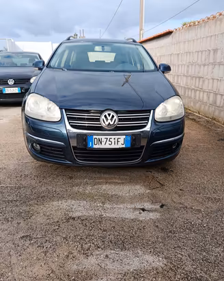 Volkswagen Golf Variant 2.0 TDI DPF 5p. tagliandi 