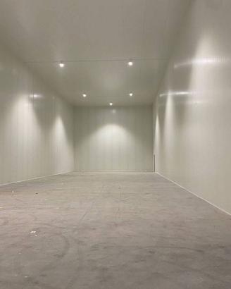 Immobile di 750 m² con 4 locali a Carinaro