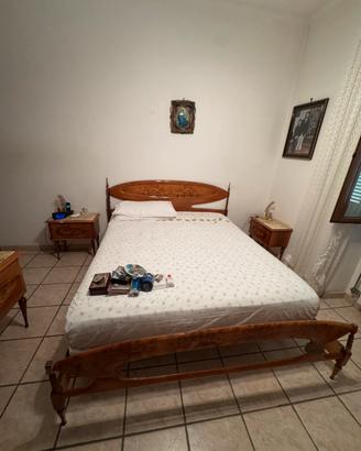 Camera da letto completa