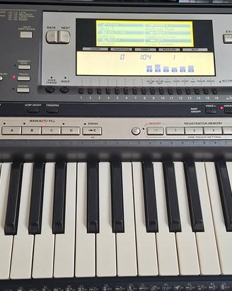 Tastiera Arranger  yamaha PSR-640+ Lettore  floppy