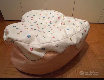 Pouf a forma di cupcake/donut con decorazioni colo