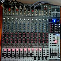 Mixer passivo con effetti Behringer Xenix 2442FX