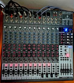 Mixer passivo con effetti Behringer Xenix 2442FX