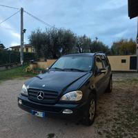 MERCEDES ML 270