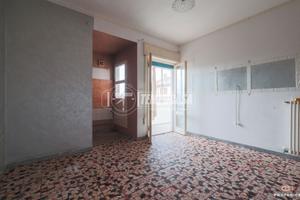 AMPIO BILOCALE NEL CUORE DEL PAESE!!