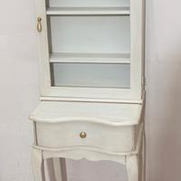 mini credenza ,pezzo unico , shabby 