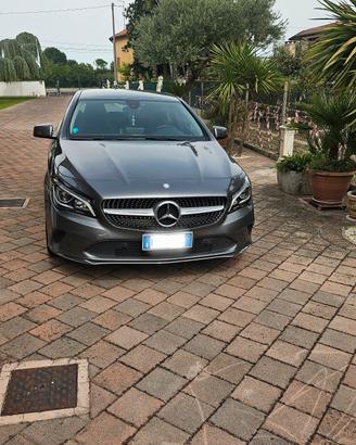 Mercedes BENZ CLA 180 DIESEL 