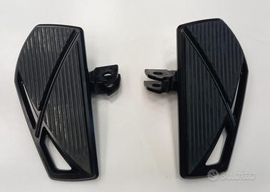PEDANE POGGIAPIEDE PILOTA PER KAWASAKI VULCAN S