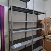 Scaffalatura in ferro