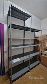 Scaffalatura in ferro