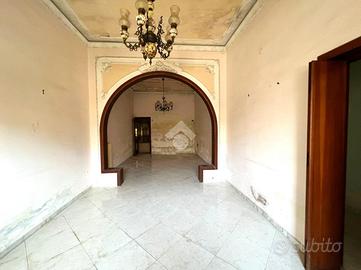 CASA INDIPENDENTE A MESAGNE