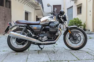 2017 Moto Guzzi v7 iii anniversario