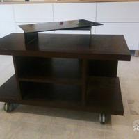 mobile tv con rialzo girevole