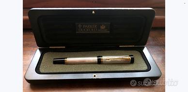 Stilografica Parker Duofold Centennial in argento