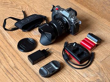 FUJIFILM XT-4 + FUJIFILM XF 16-80mm f/4 R OIS WR