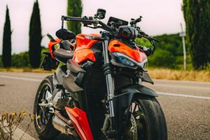 Ducati Streetfighter v2 2022