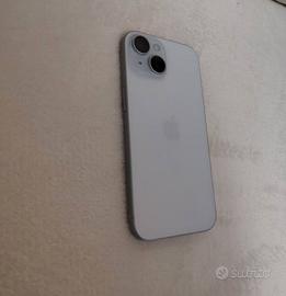 iPhone 15 256 GB Praticamente Nuovo NON SPEDISCO 