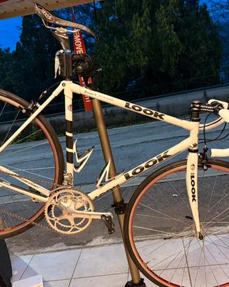 Bici Look carbon Vintage . Campagnolo C .Record