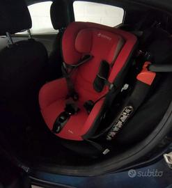 Seggiolino auto girevole