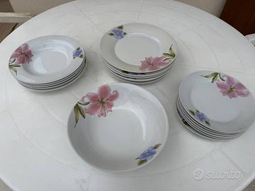 Set piatti in ceramica con Insalatiera