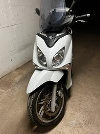 YAMAHA X CITY 250 2012