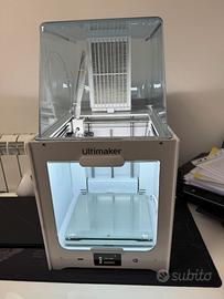 Stampante 3D Ultimaker 2+ Connect con Air Manager